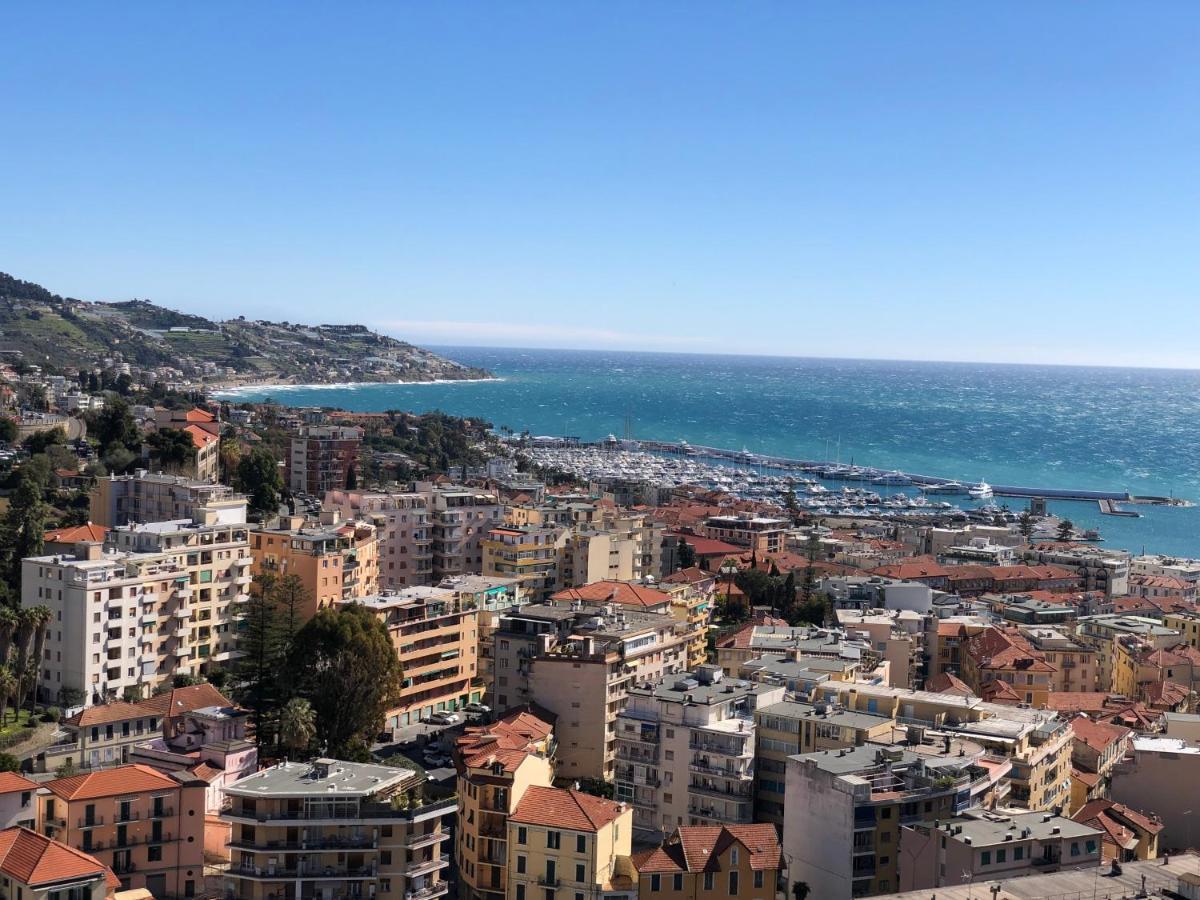 Casa Sandra - Sanremo Sea View, With Garage Esterno foto