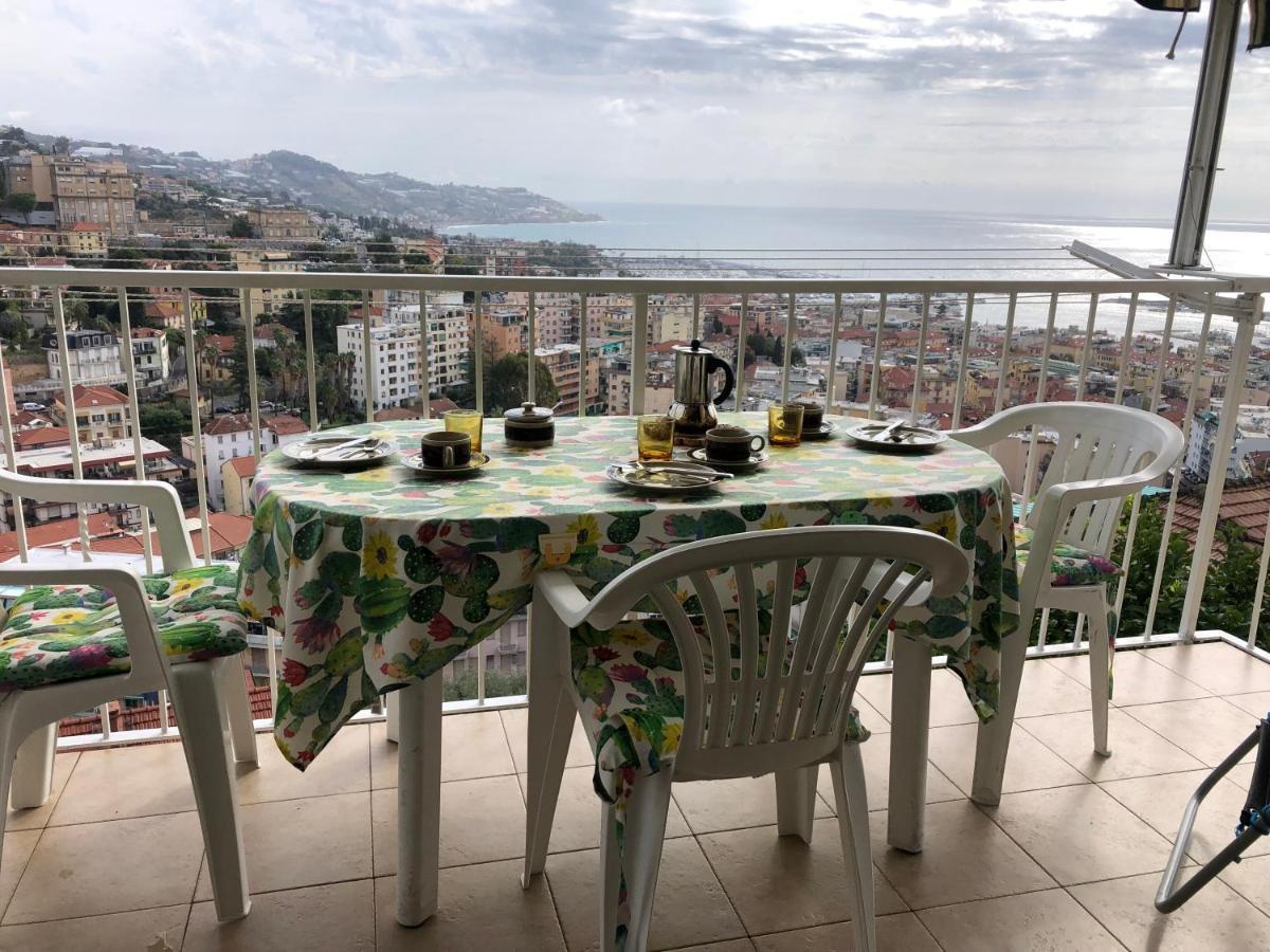 Casa Sandra - Sanremo Sea View, With Garage Esterno foto